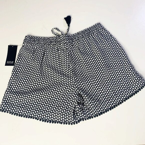 a.n.a. Black & White Geometric Flower Print New - Picture 2 of 8